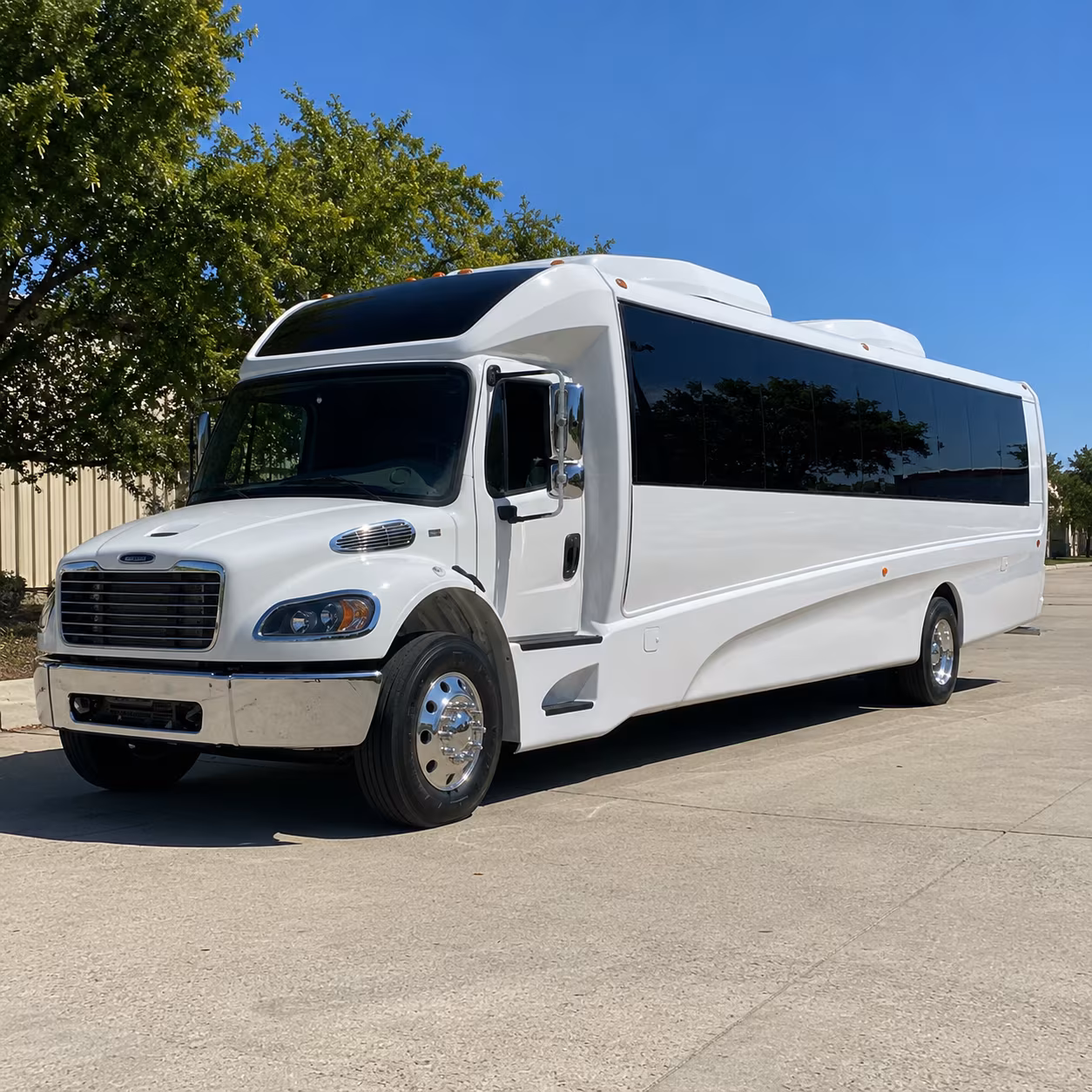 edmond 25 passenger minibus