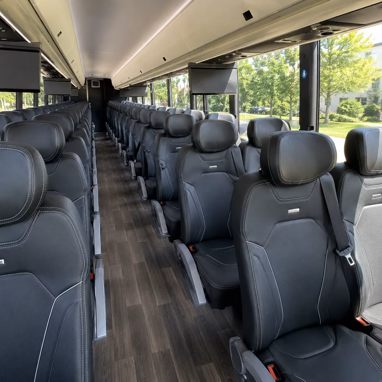 find transportation for your next convention or trade show 3