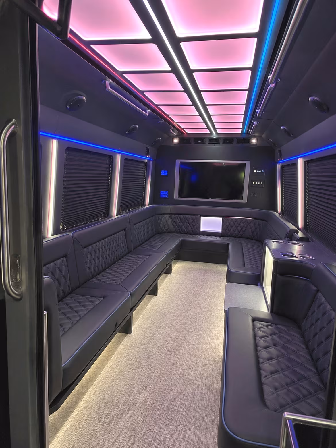 party buses for bachelorette wine tours around edmond