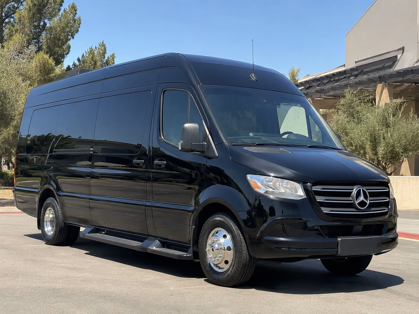 sprinter van and minibus rentals for small corporate groups in edmond